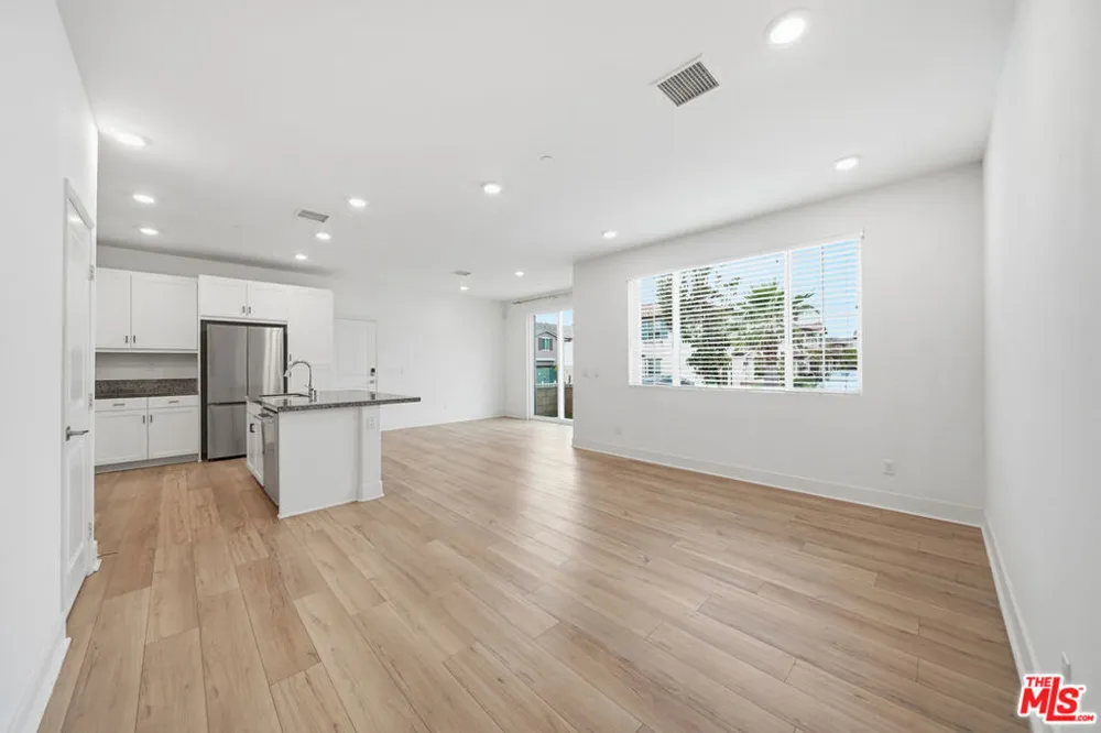 5603 Kate Way #1 Fontana, CA 92336