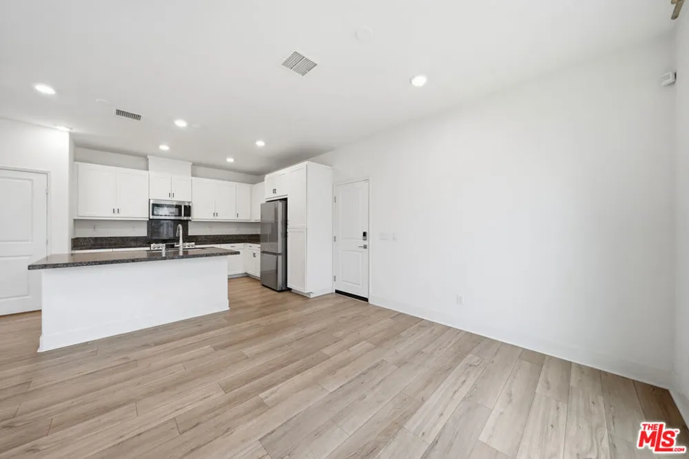 5603 Kate Way #1 Fontana, CA 92336