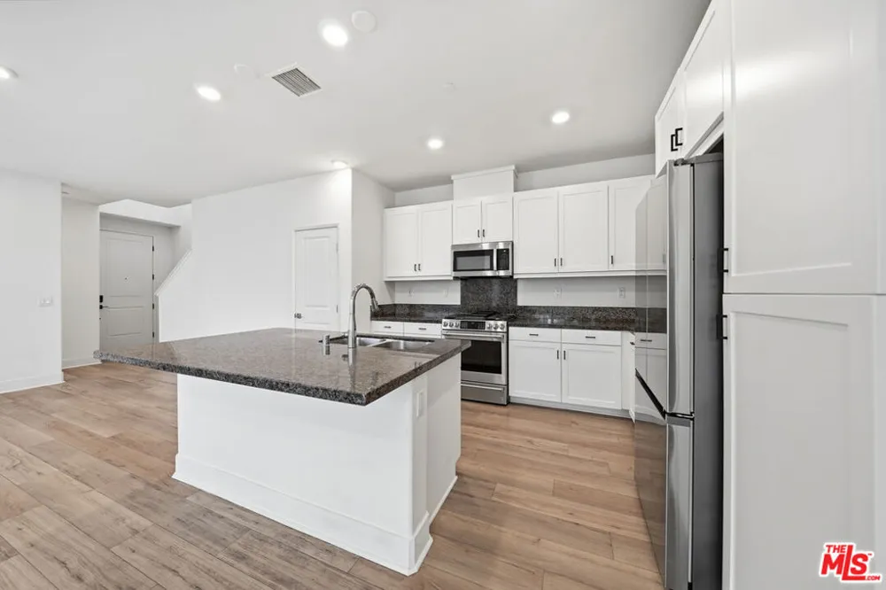 5603 Kate Way #1 Fontana, CA 92336
