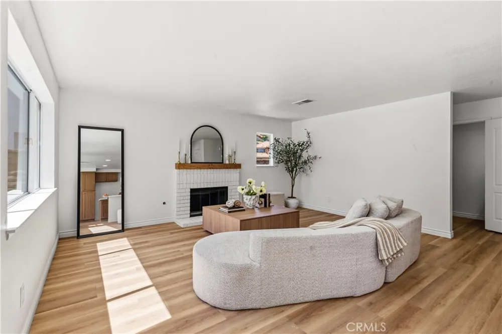 1927 Deer Haven Drive Chino Hills, CA 91709