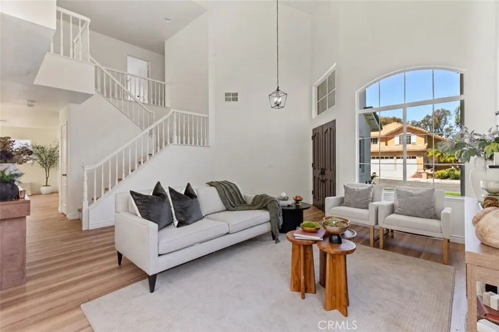 1927 Deer Haven Drive Chino Hills, CA 91709