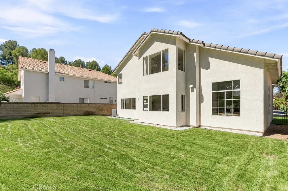 1927 Deer Haven Drive Chino Hills, CA 91709