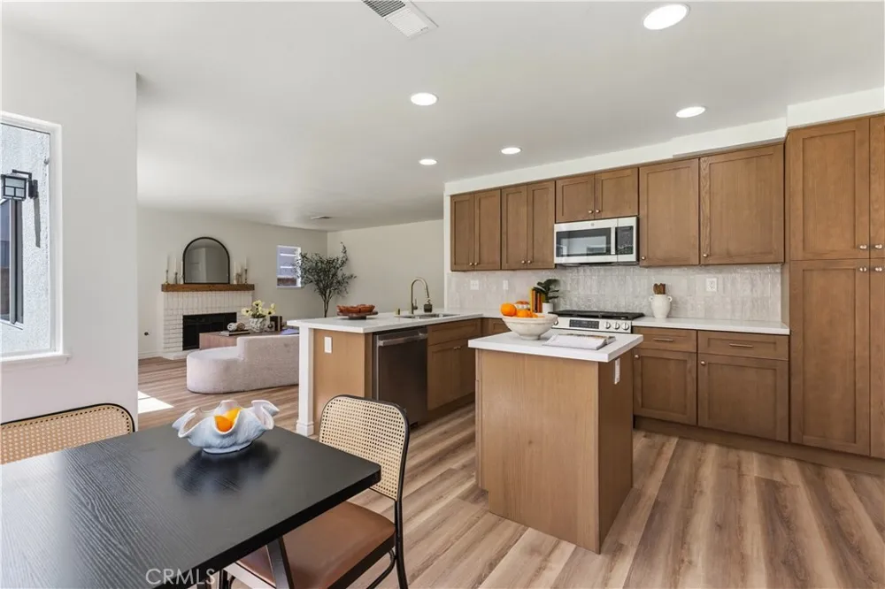 1927 Deer Haven Drive Chino Hills, CA 91709