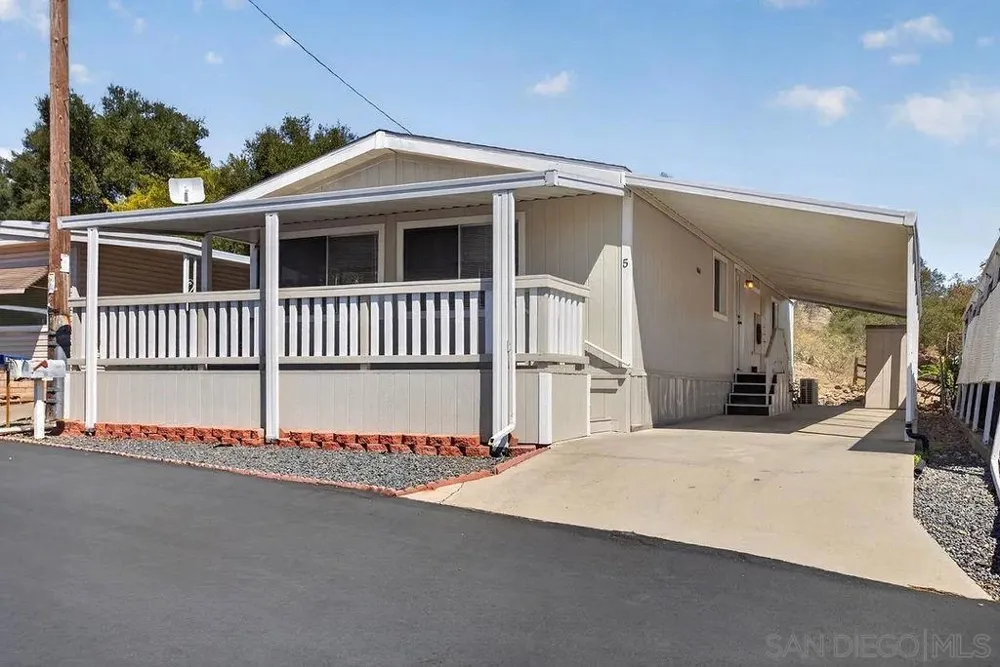 28890 Lilac Rd. Space 5 Valley Center, CA 92082