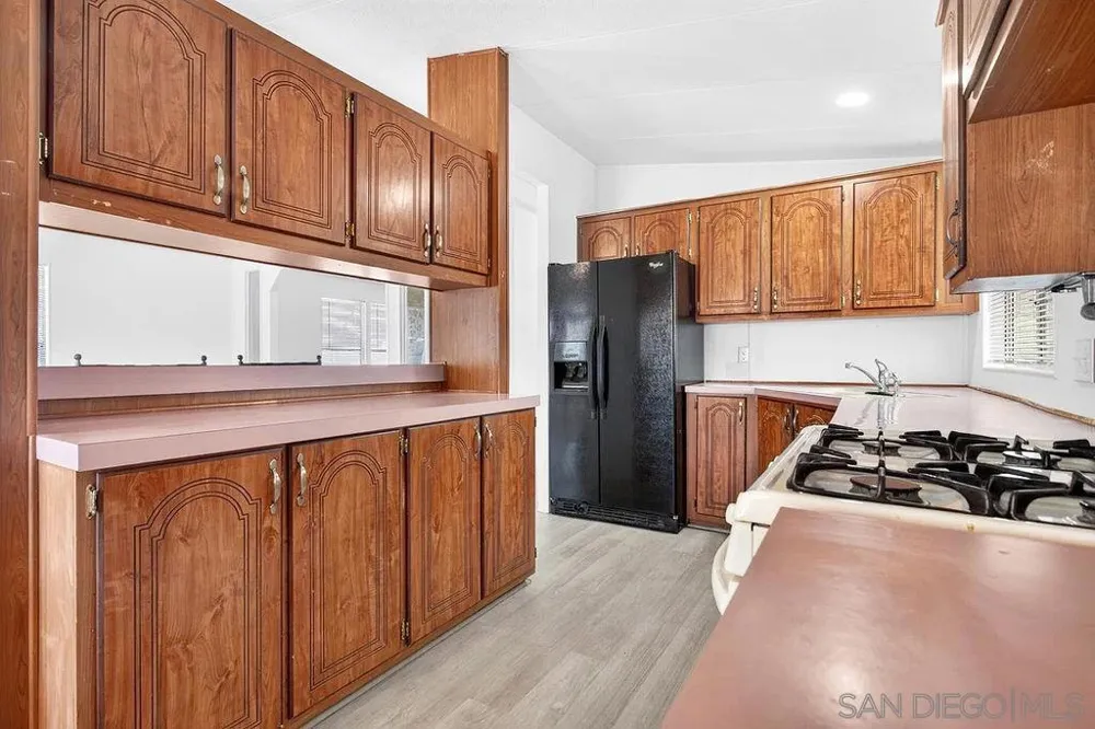 28890 Lilac Rd. Space 5 Valley Center, CA 92082
