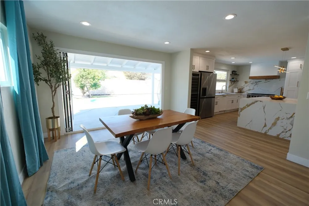 2023 S Janette Anaheim, CA 92802