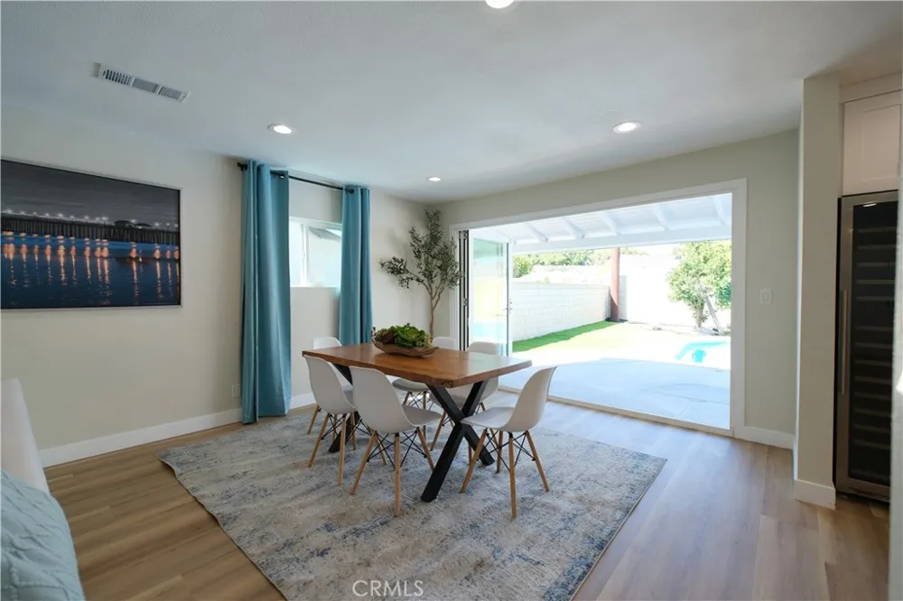 2023 S Janette Anaheim, CA 92802