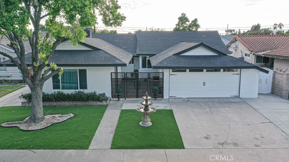 2023 S Janette Anaheim, CA 92802