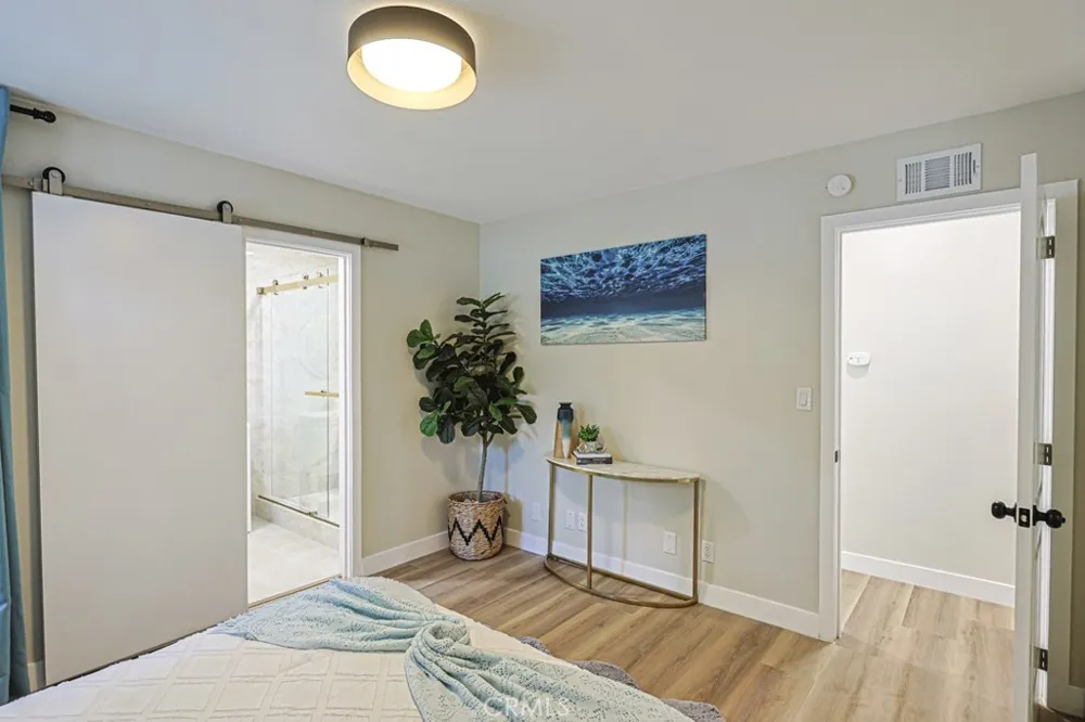 2023 S Janette Anaheim, CA 92802