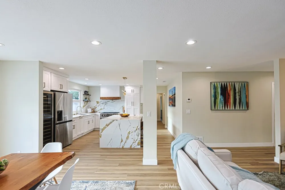 2023 S Janette Anaheim, CA 92802