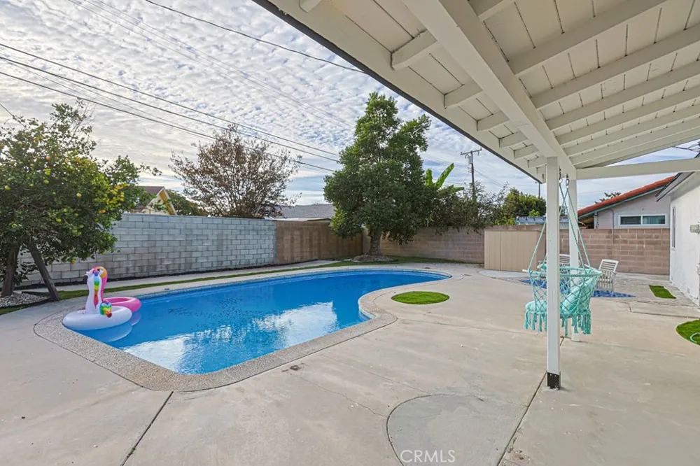 2023 S Janette Anaheim, CA 92802