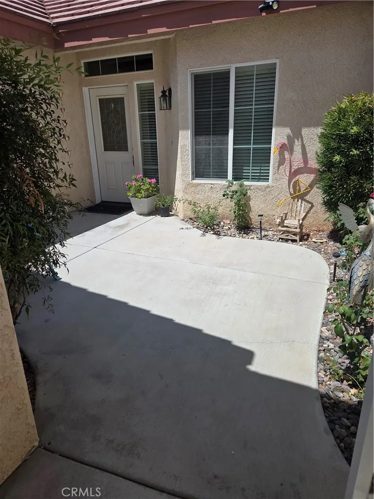 11262 Country Club Apple Valley, CA 92308