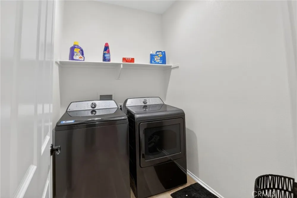 2125 E Jackman Lancaster, CA 93535