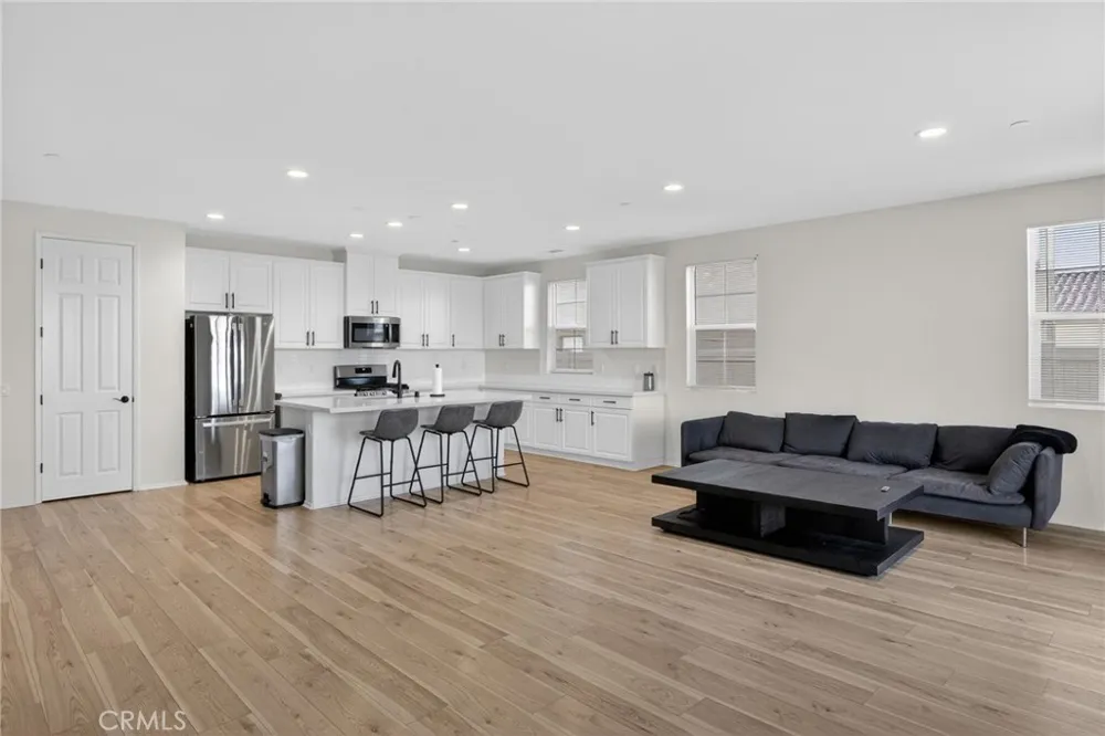 2125 E Jackman Lancaster, CA 93535
