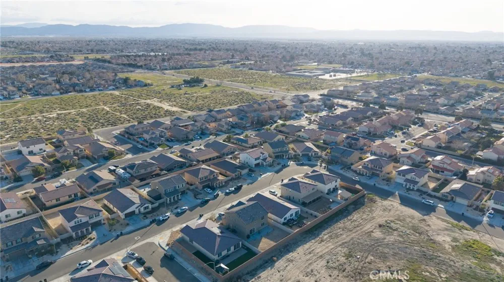 2125 E Jackman Lancaster, CA 93535