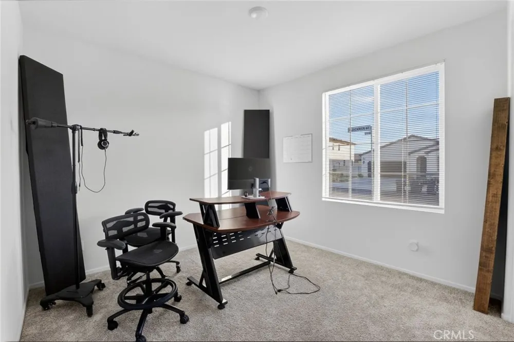 2125 E Jackman Lancaster, CA 93535