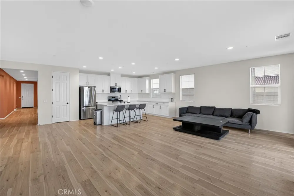 2125 E Jackman Lancaster, CA 93535