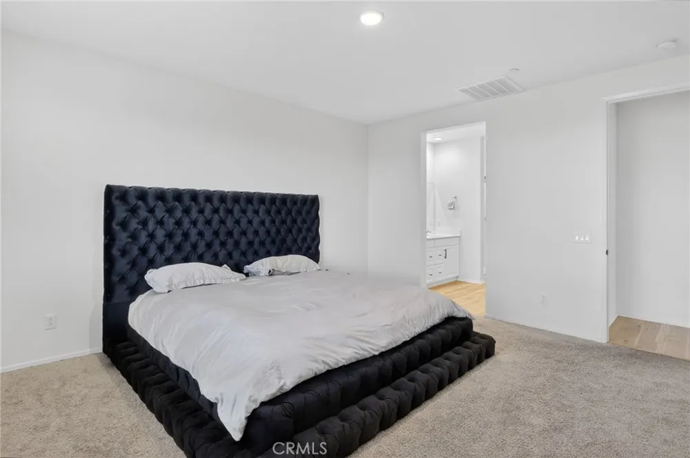 2125 E Jackman Lancaster, CA 93535