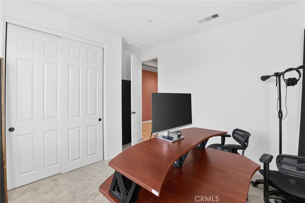 2125 E Jackman Lancaster, CA 93535