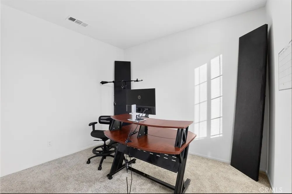 2125 E Jackman Lancaster, CA 93535