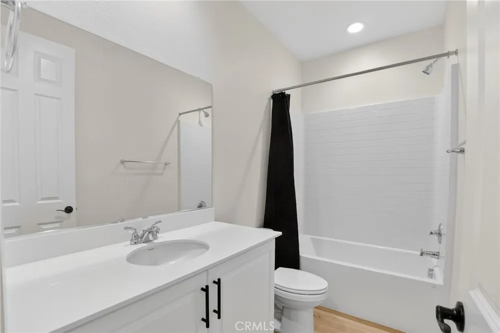 2125 E Jackman Lancaster, CA 93535