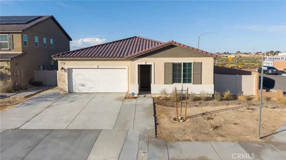 2125 E Jackman Lancaster, CA 93535