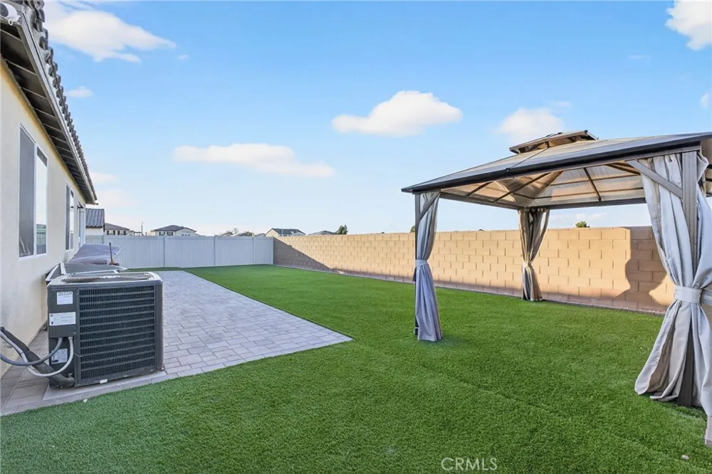 2125 E Jackman Lancaster, CA 93535