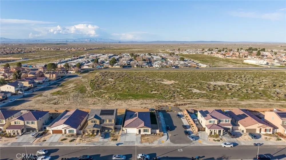 2125 E Jackman Lancaster, CA 93535