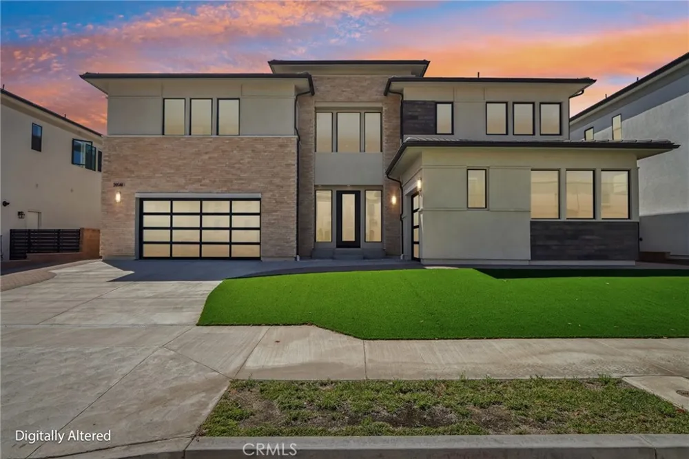 20580 Edgewood Court Chatsworth, CA 91311