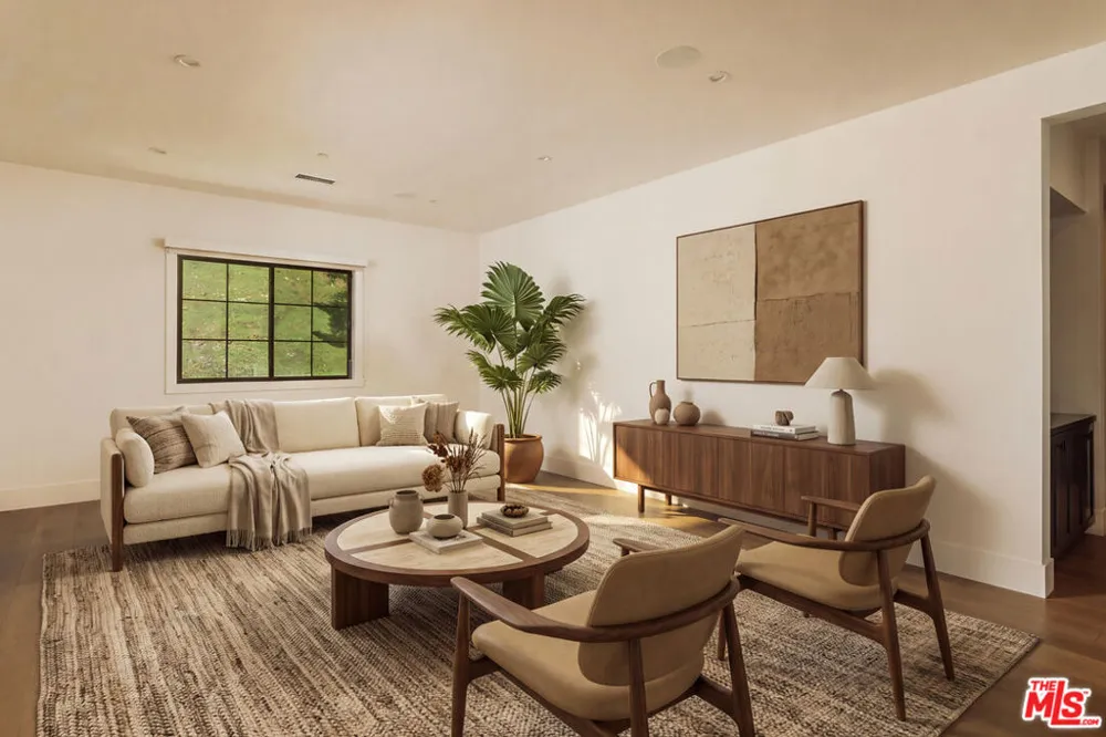 13423 Bayliss Road Los Angeles, CA 90049