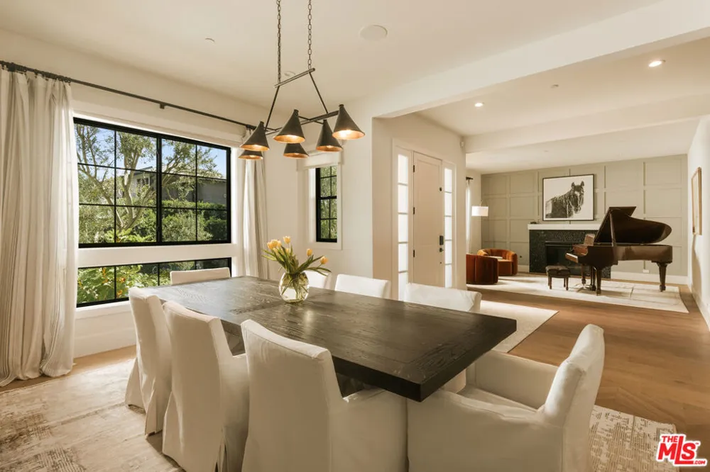 13423 Bayliss Road Los Angeles, CA 90049