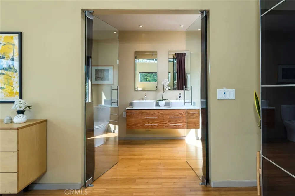 2770 Mira Vista Drive Glendale, CA 91208