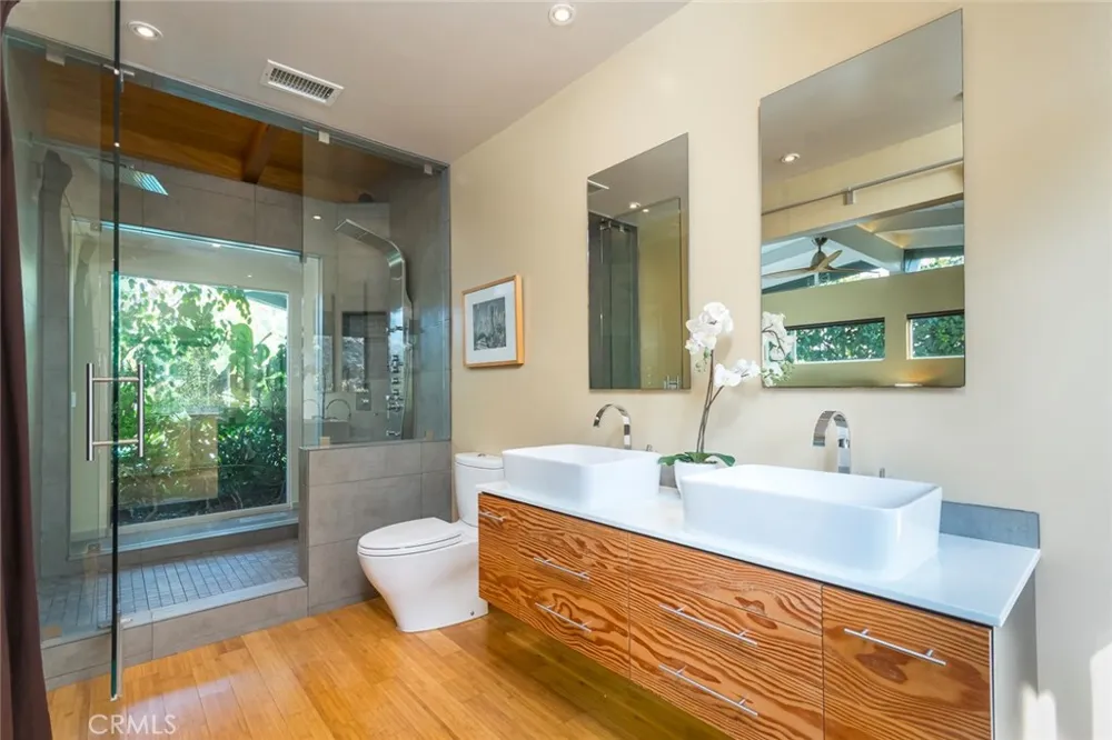 2770 Mira Vista Drive Glendale, CA 91208