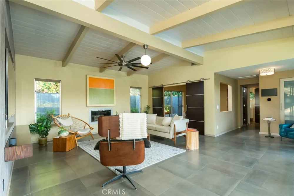 2770 Mira Vista Drive Glendale, CA 91208