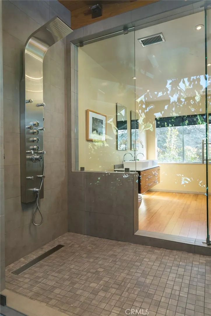 2770 Mira Vista Drive Glendale, CA 91208