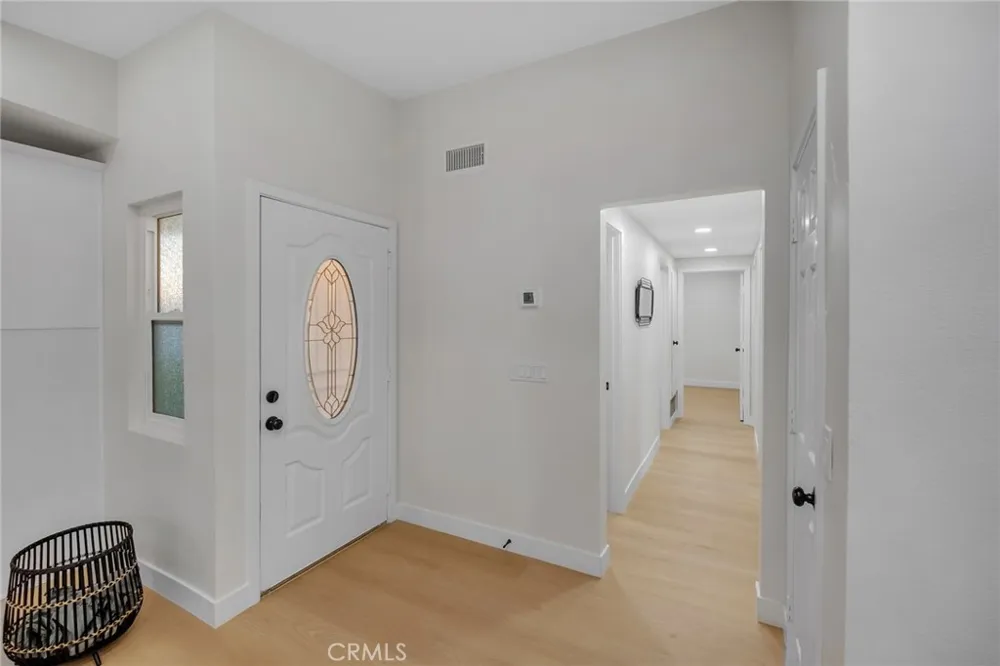 2325 S Shelton Santa Ana, CA 92707