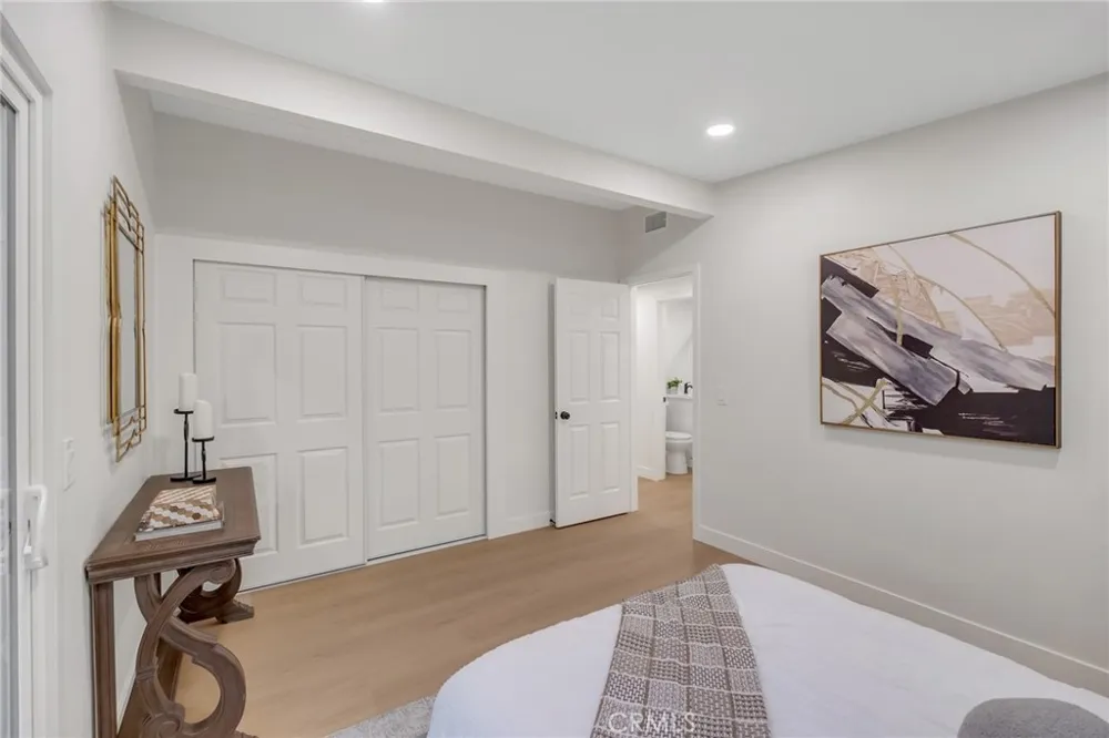 2325 S Shelton Santa Ana, CA 92707