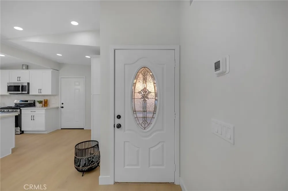 2325 S Shelton Santa Ana, CA 92707