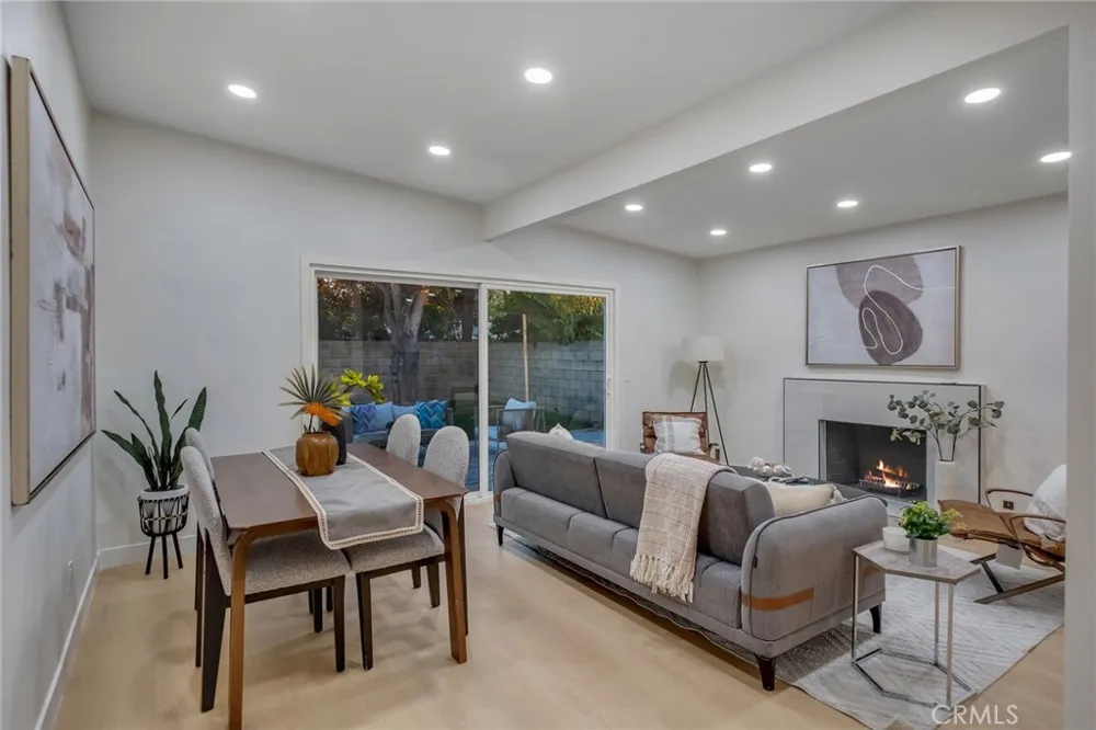 2325 S Shelton Santa Ana, CA 92707