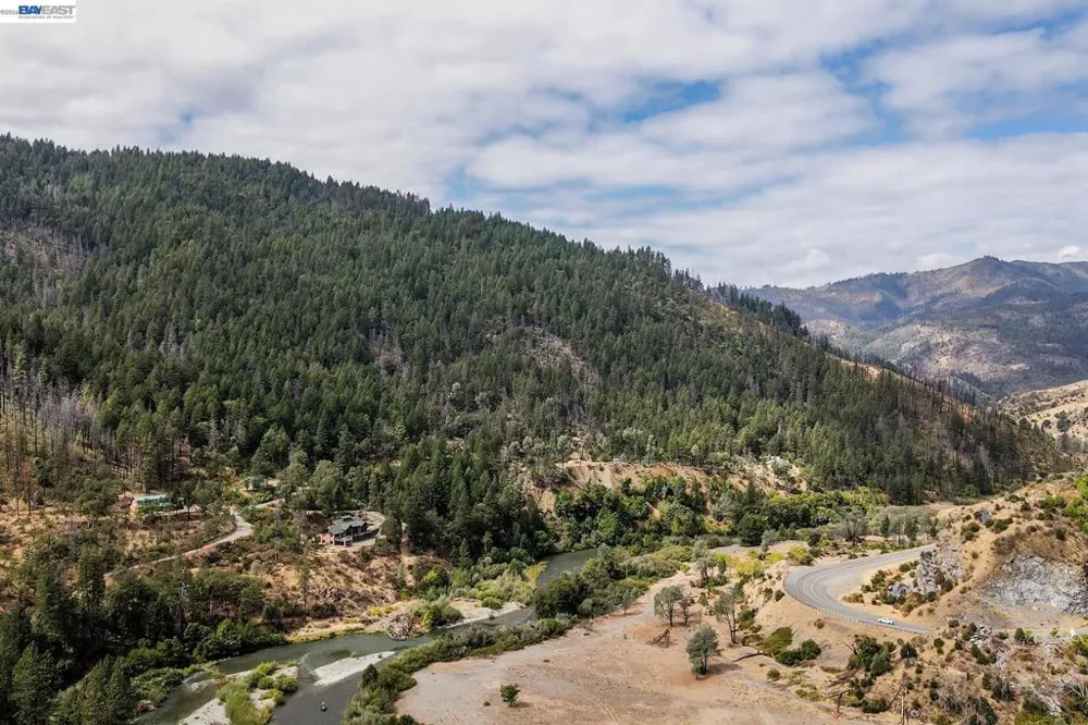 2130 Wintu Pass Rd. Junction City, CA 96048