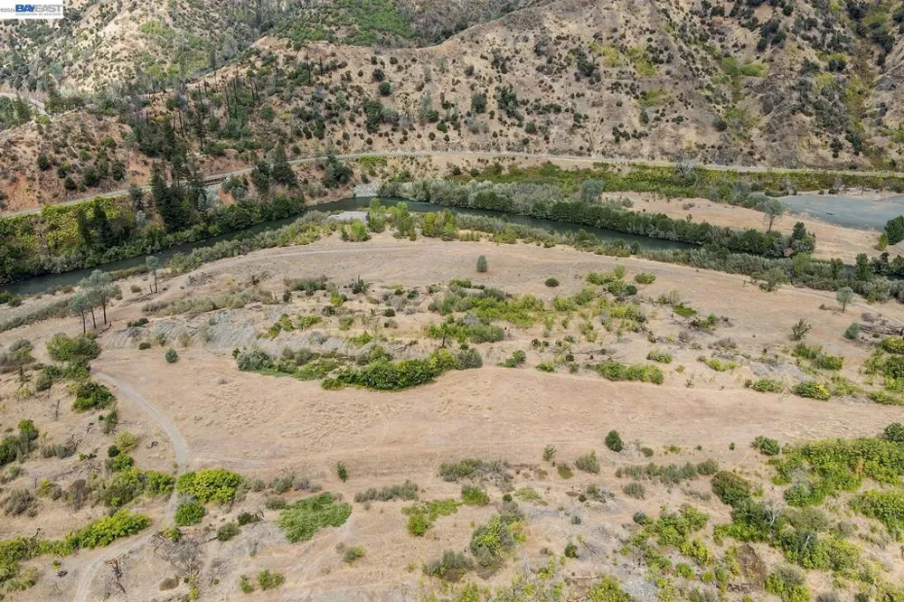 2130 Wintu Pass Rd. Junction City, CA 96048