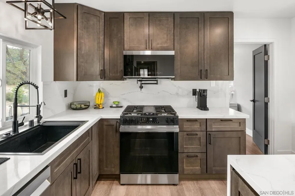14430 Rios Canyon Rd El Cajon, CA 92021