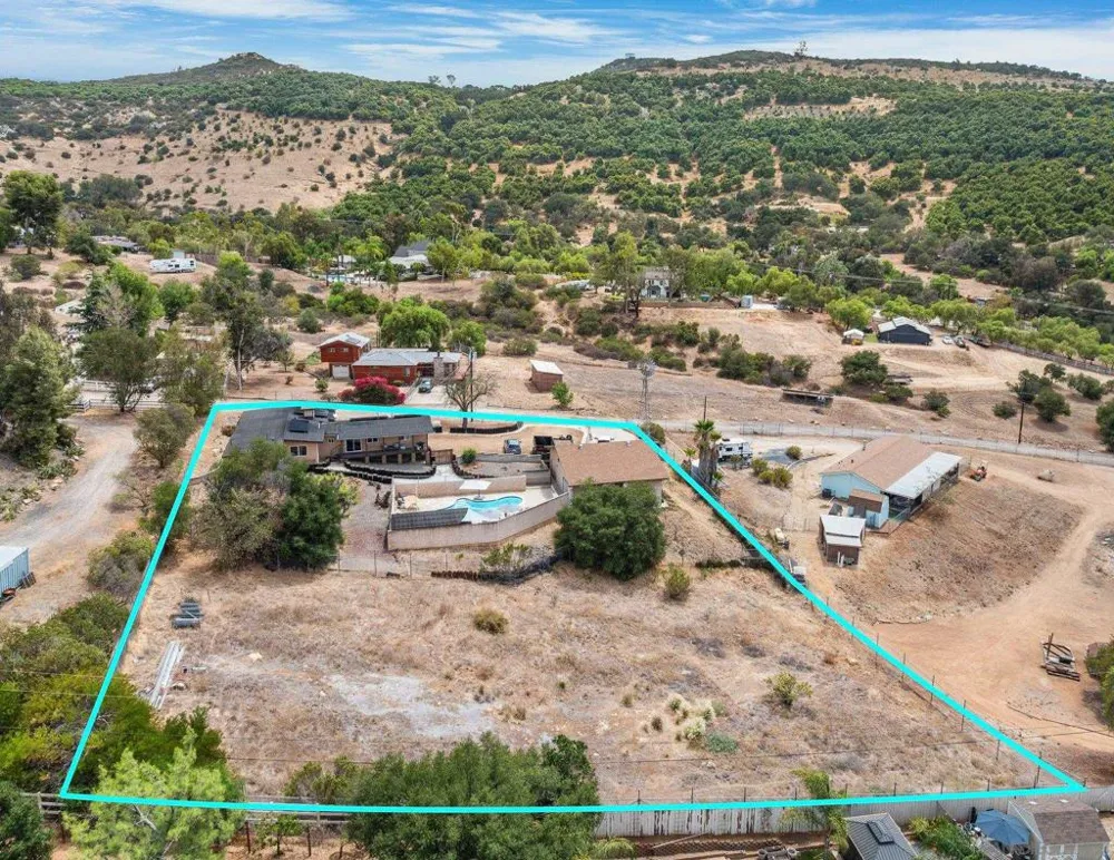 14430 Rios Canyon Rd El Cajon, CA 92021