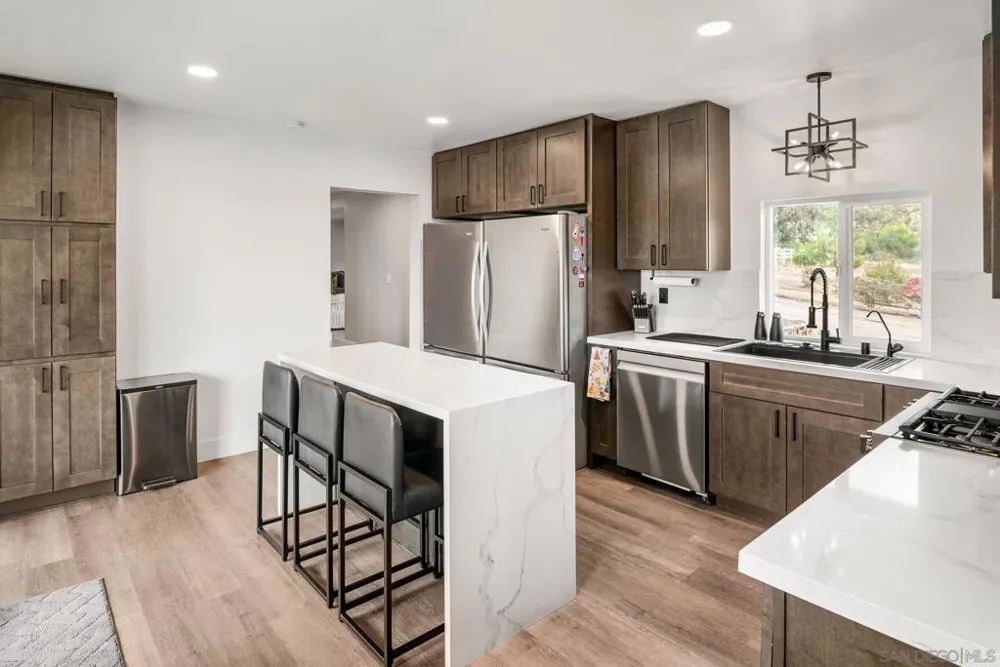 14430 Rios Canyon Rd El Cajon, CA 92021
