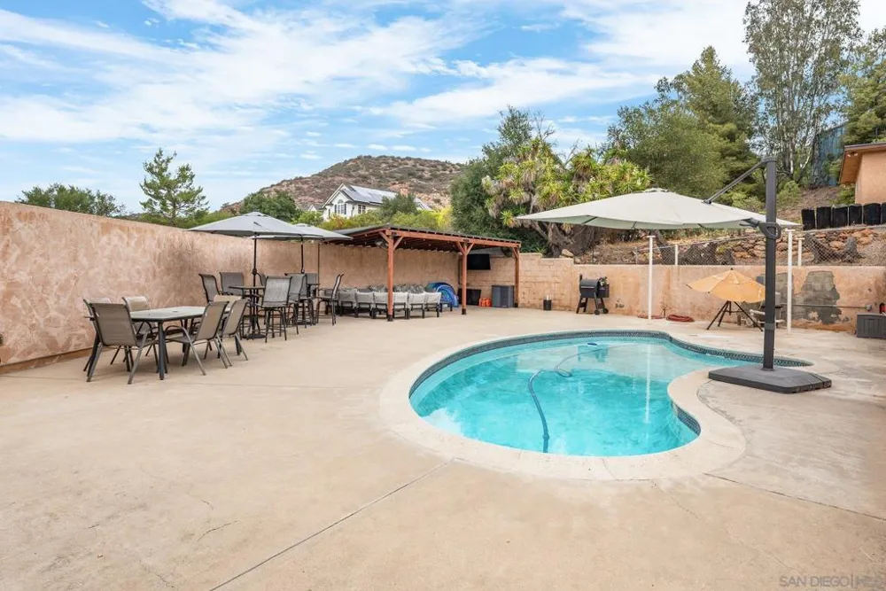 14430 Rios Canyon Rd El Cajon, CA 92021