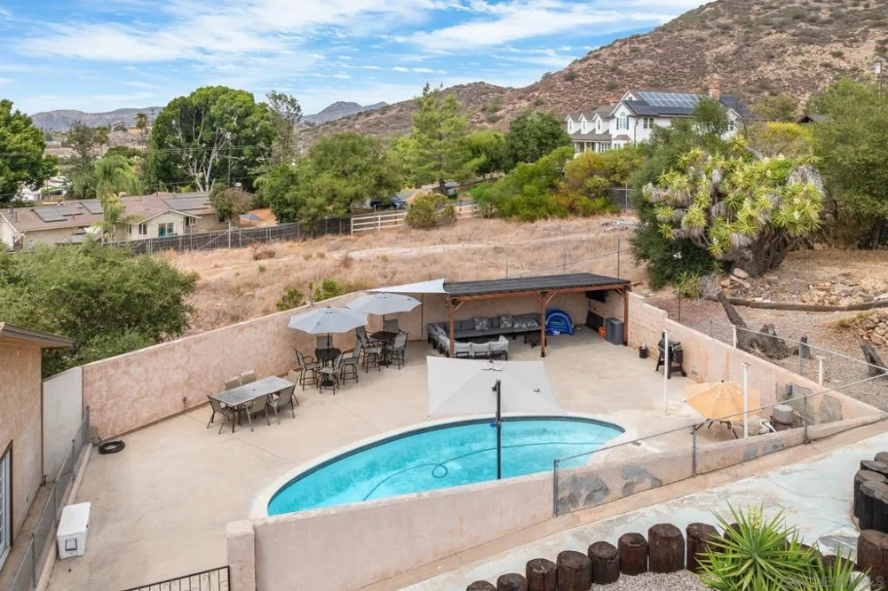 14430 Rios Canyon Rd El Cajon, CA 92021