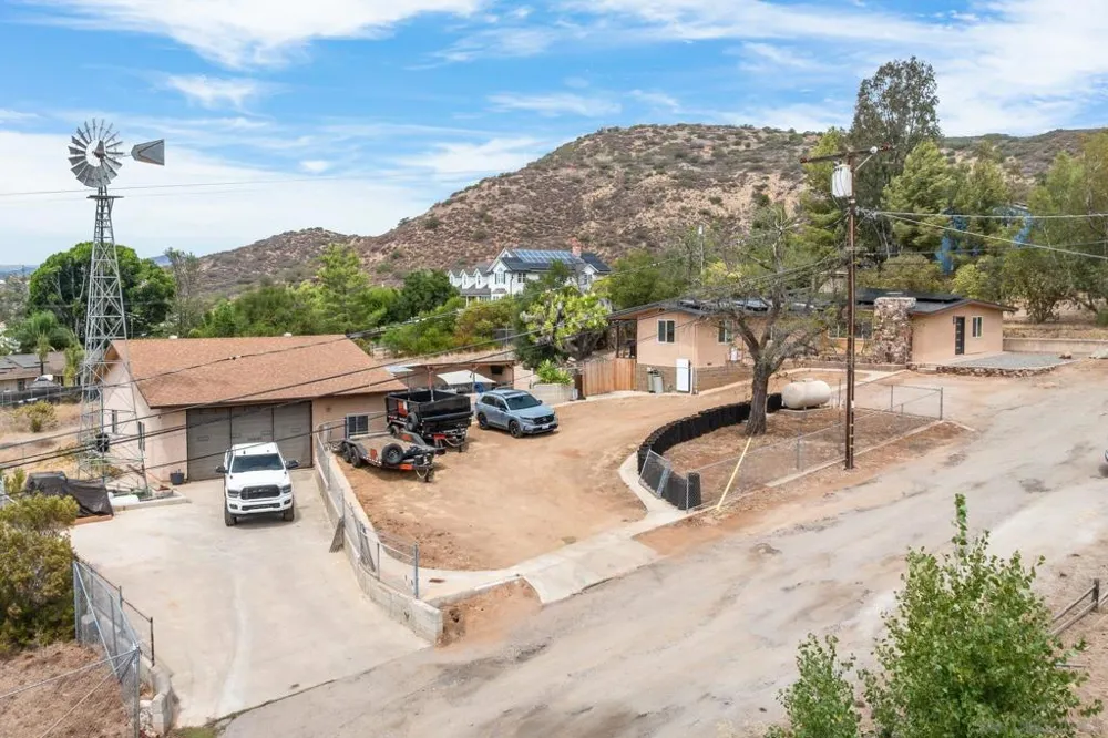 14430 Rios Canyon Rd El Cajon, CA 92021