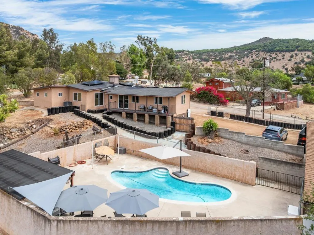 14430 Rios Canyon Rd El Cajon, CA 92021
