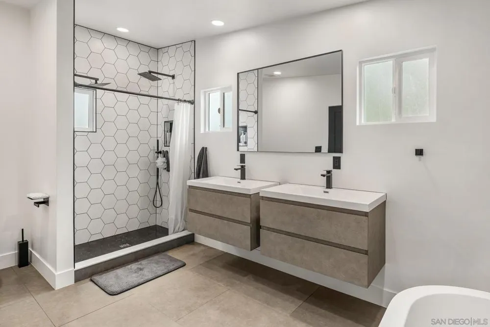 14430 Rios Canyon Rd El Cajon, CA 92021
