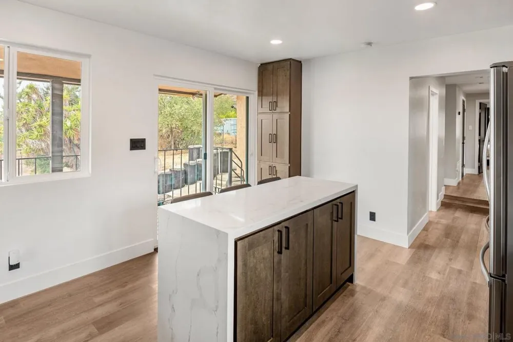 14430 Rios Canyon Rd El Cajon, CA 92021